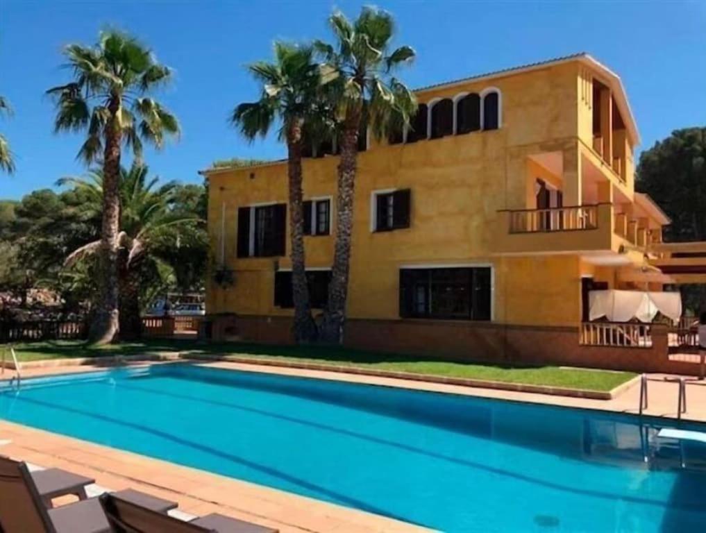 Villa Golf Sitges 比利亚努埃瓦-赫尔特鲁 外观 照片
