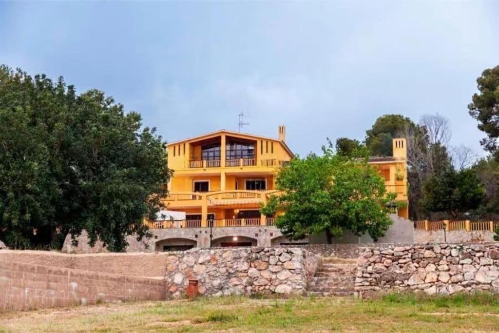 Villa Golf Sitges 比利亚努埃瓦-赫尔特鲁 外观 照片