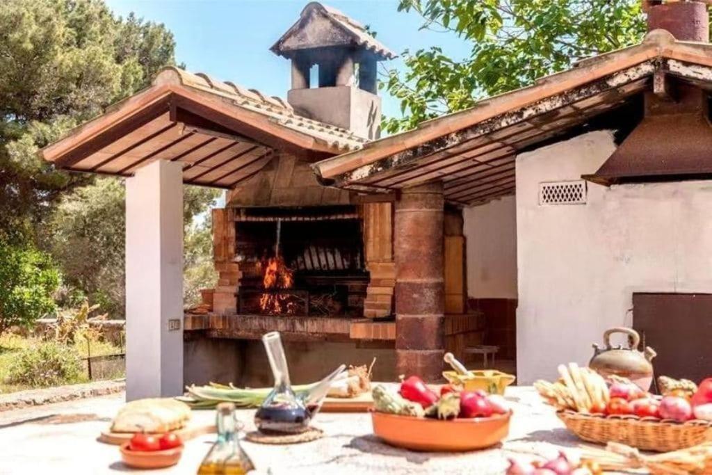 Villa Golf Sitges 比利亚努埃瓦-赫尔特鲁 外观 照片
