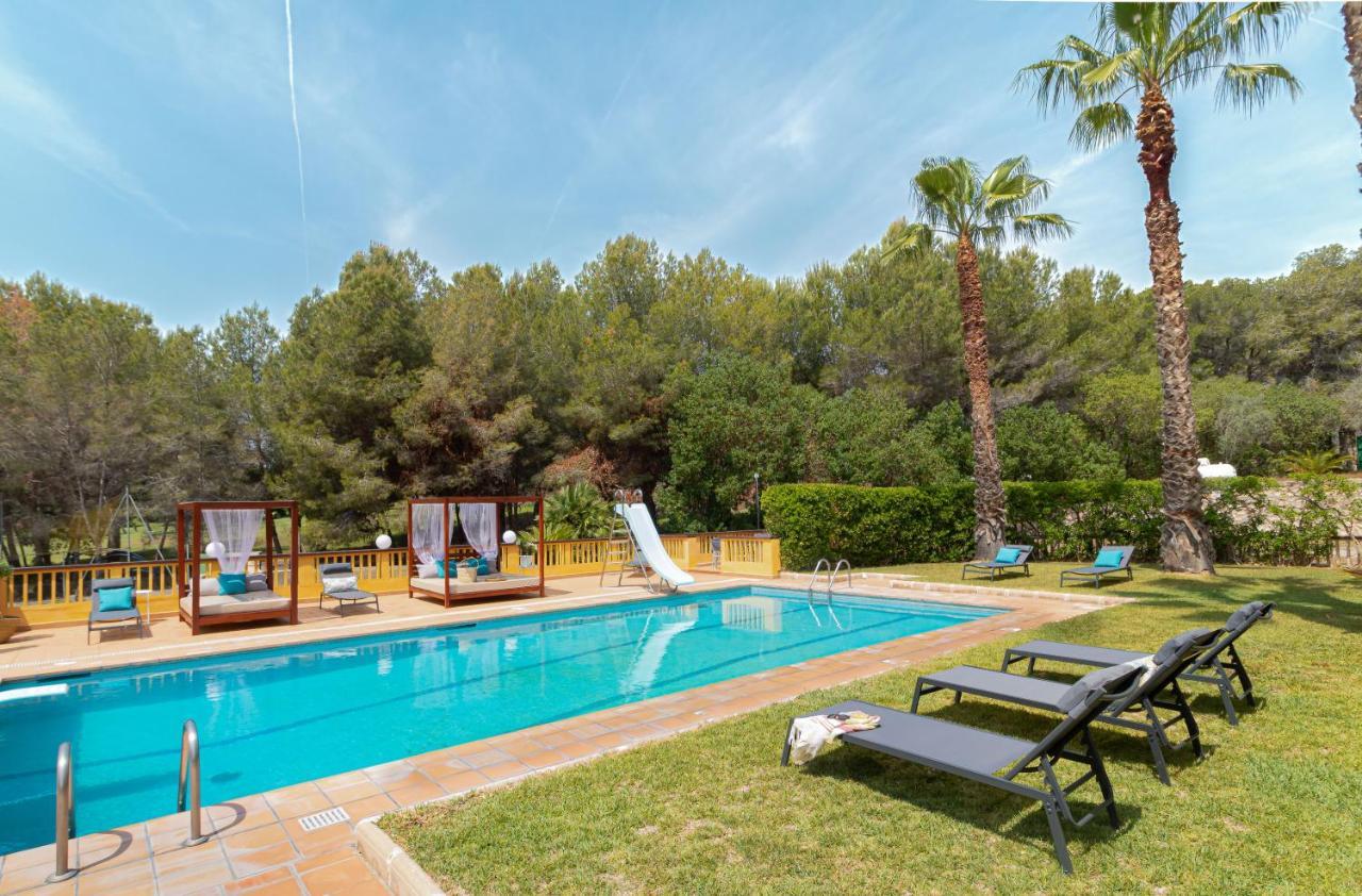 Villa Golf Sitges 比利亚努埃瓦-赫尔特鲁 外观 照片
