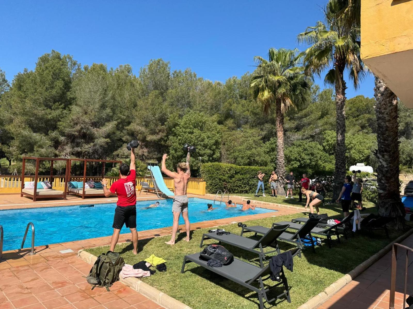 Villa Golf Sitges 比利亚努埃瓦-赫尔特鲁 外观 照片